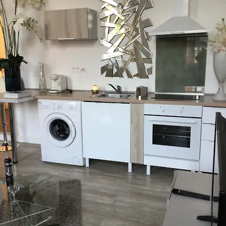 Showroomnadera 아파트 발랑시엔